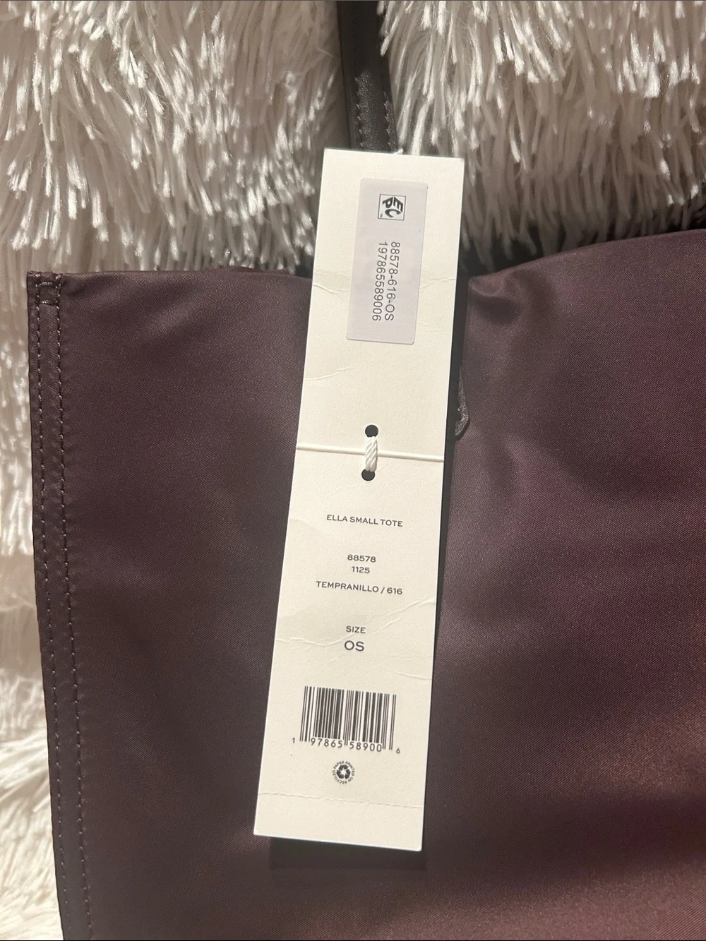 Tory Burch color tempranillo